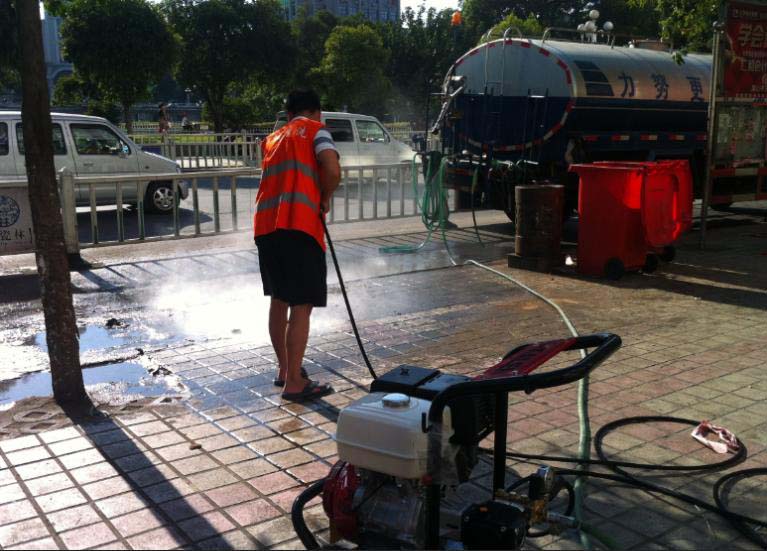 高壓清洗機(jī)